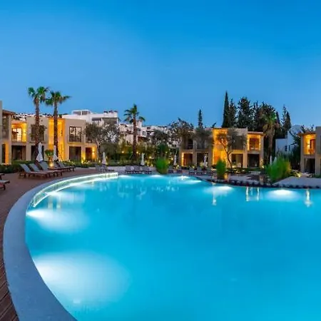 Helis Premium Aparthotel