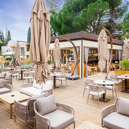 Renovu Apart Bodrum 아파트호텔