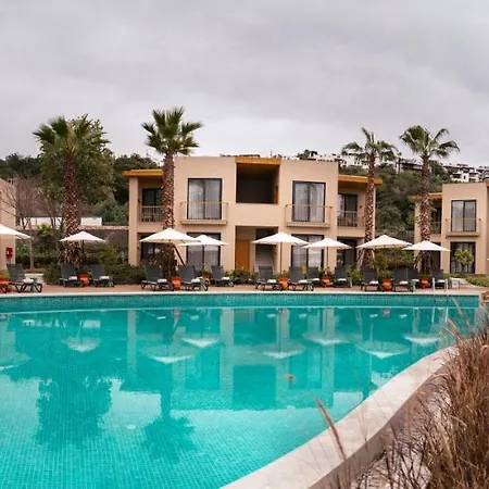Helis Premium Aparthotel *